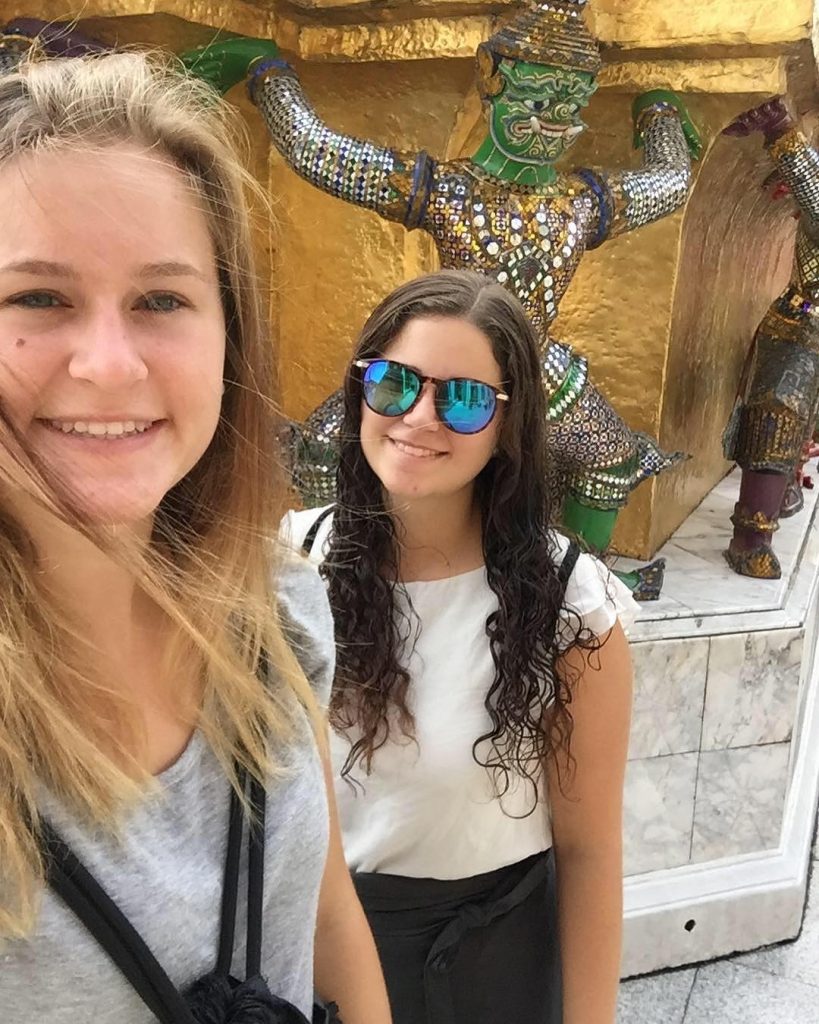 Von Bangkok nach Chiang Mai ~ #newpost #asia #thailand #bangkok #chiangmai #busfahrt #artinparadise #rosiontour&hellip;