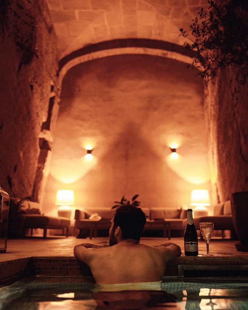 Chill spot @hotelcanmostatxins #chillout #luxurylife #luxuryliving #travelholic #travelblogger #magicplace