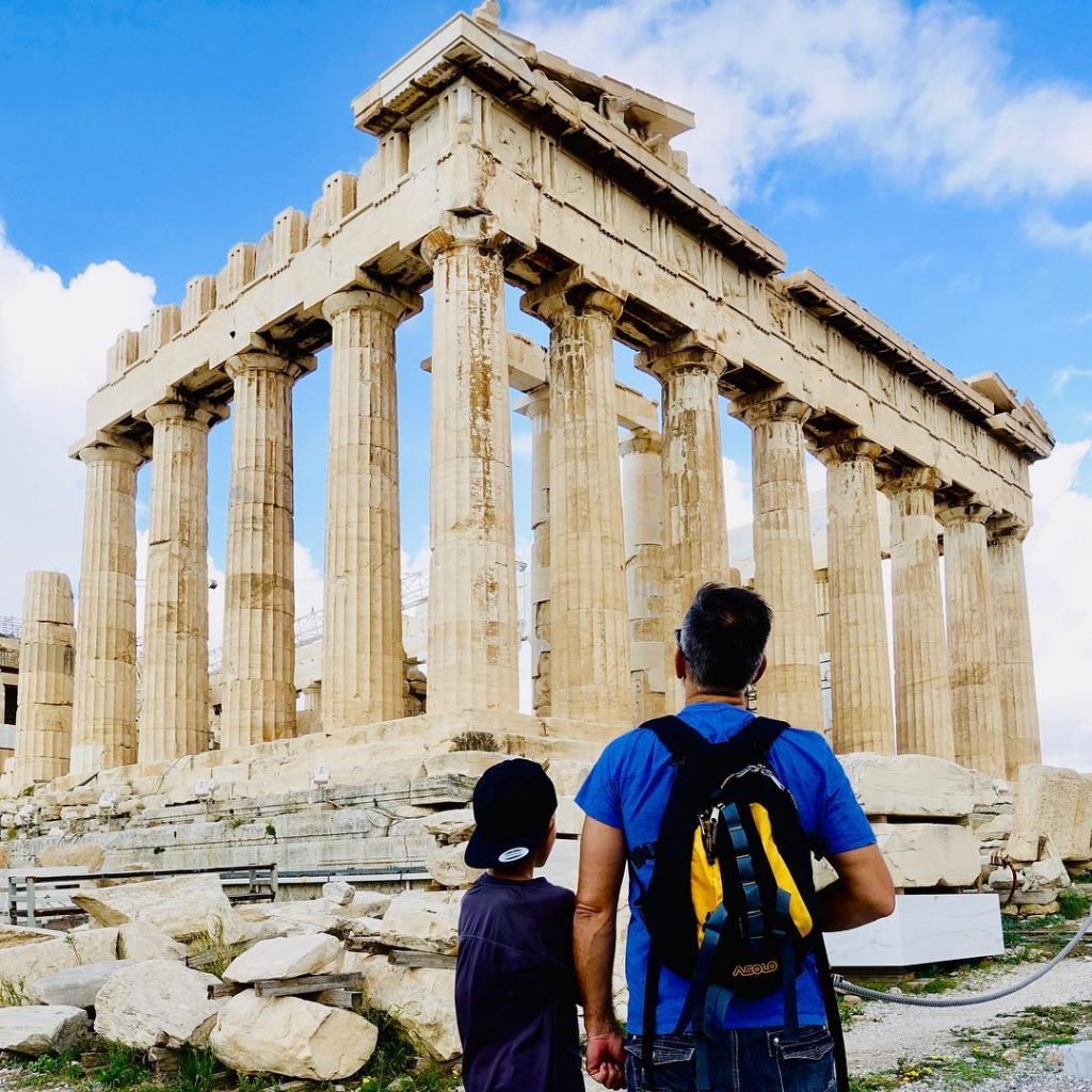 We came across these old ruins in #athens today. Looks like they’ve been here&hellip;