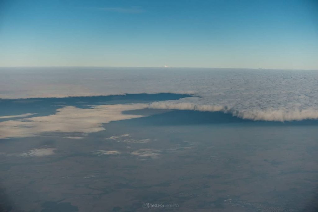 Heart . . . #volgoitalia #clouds #flying #loves_travel #plane #visitsky #visitheart #landscapenature #travelphotography #travelingram&hellip;