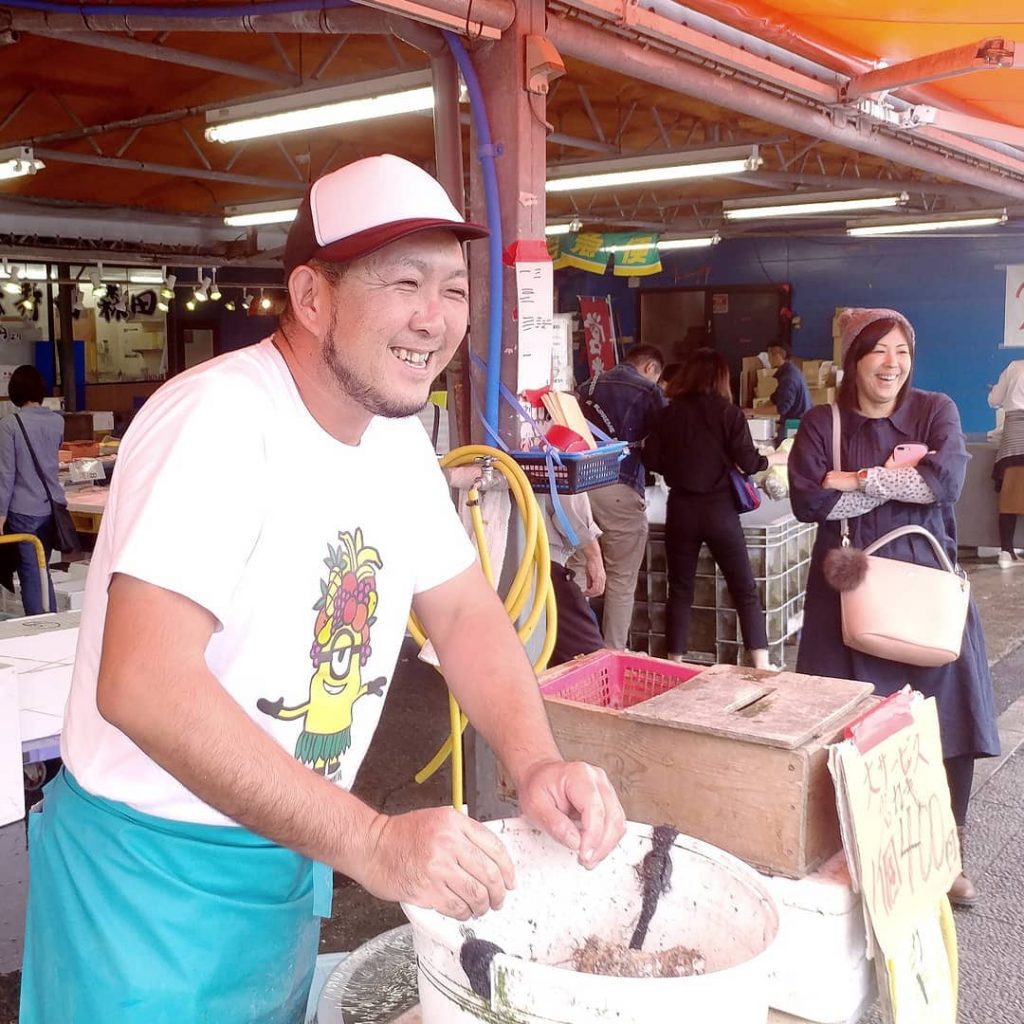 This happy guy bring the big and fresh oyster to me at the fish&hellip;
