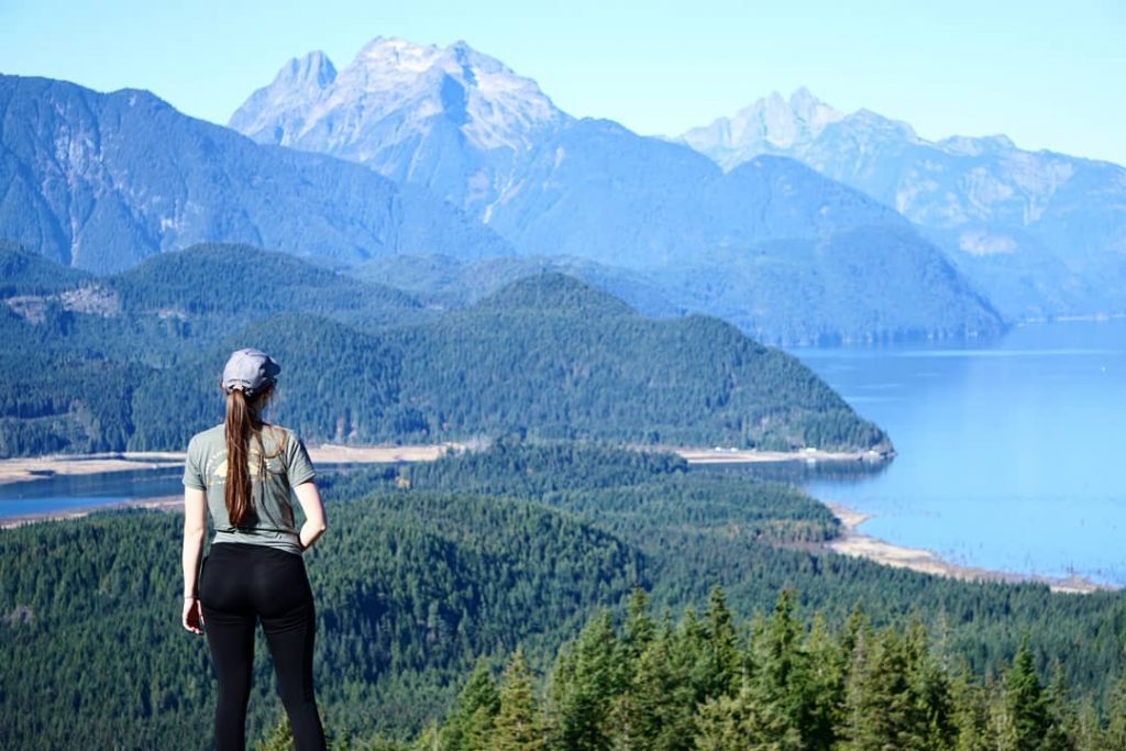 New video up on YouTube!! ‍️ Our hike through Stave Lake in the beautiful&hellip;