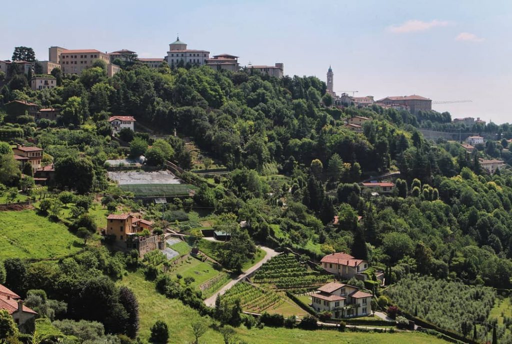 Очаровательный Бергамо . . . . . . . . . #backpack #lovetotravel #traveler&hellip;