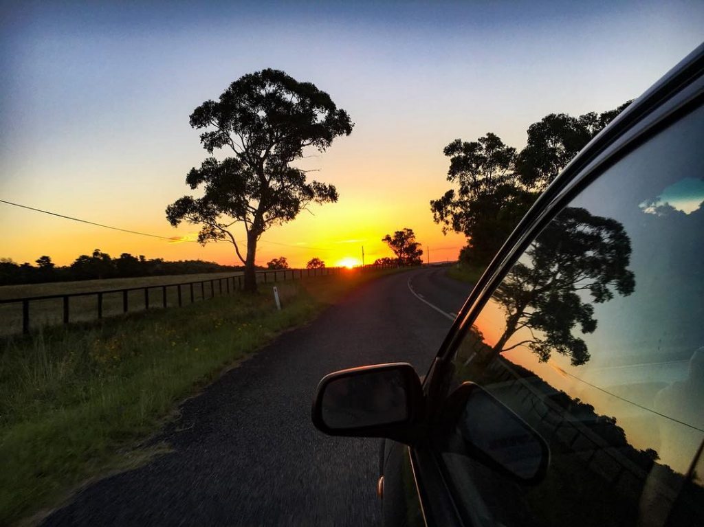???????? Atardeceres en tiempos de Capsicum, Stanthorpe, Queensland, Australia . Mientras trabajábamos de temporeros&hellip;