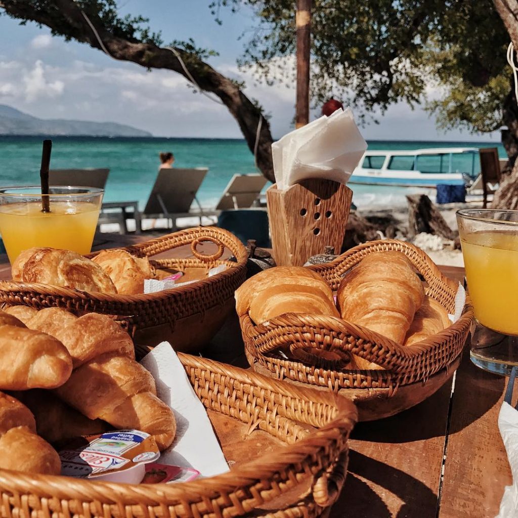 Wo khana hi kya jo pronounce hojaye . . . . . #travel #travelgram&hellip;