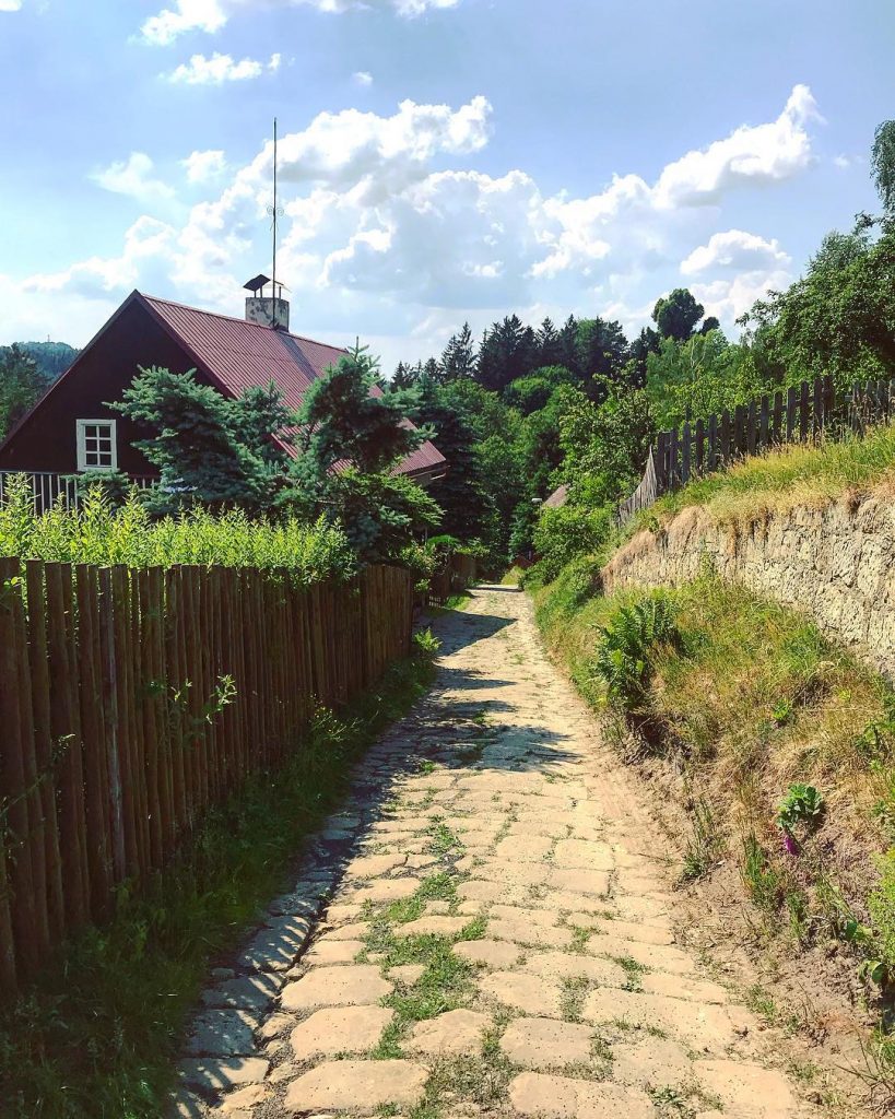 Country walks through Bohemian Switzerland National Park! Read about our travels to Czech Republic…