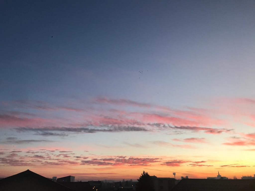 #bnesimppl #goodmorning #sunrise #bucharest #happyday