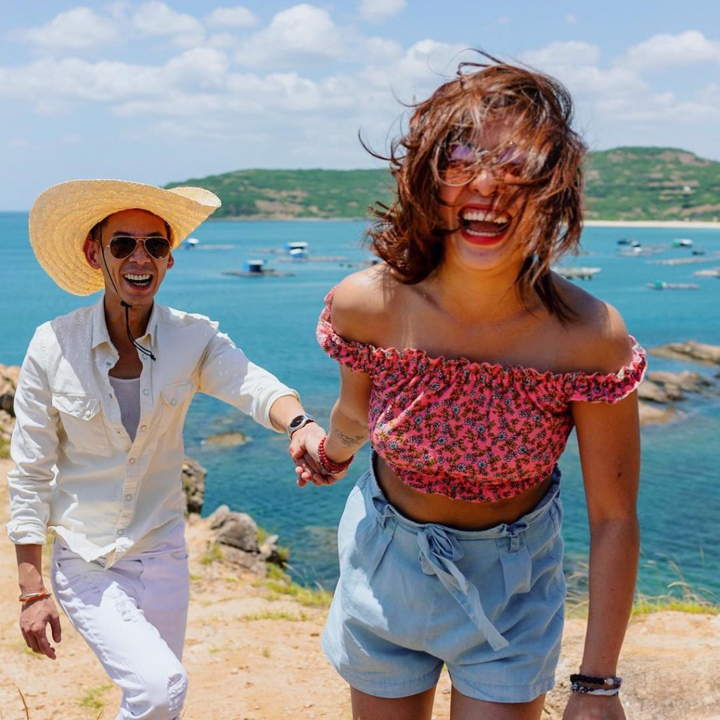 A good laugh heals a lot of hurts. — Madeleine L’Engle ???? . .&hellip;