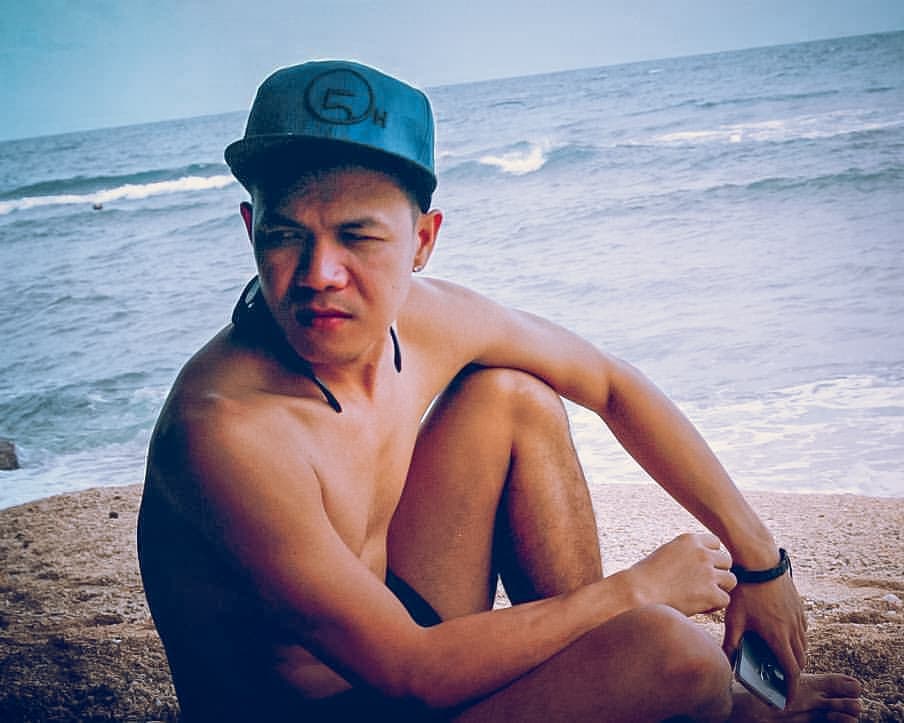 Job interview: “How do you spend most of your free time?” And I’m this&hellip;