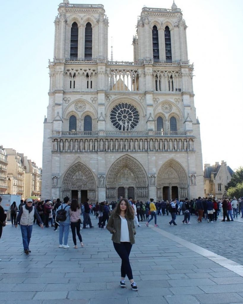 “El verdadero viaje de descubrimiento no consiste en buscar nuevos paisajes, sino en mirar&hellip;