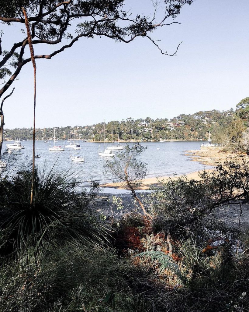 İşte gerçek ???? Öylece bırakıp gittiğin küçükte olsa bir teknenin olması… * #gezginlerle #gezginlerdiyorki&hellip;