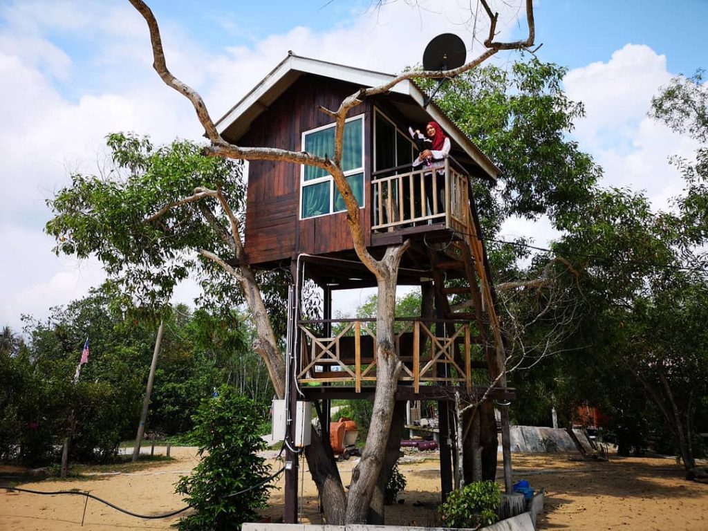 Its her special day #travel #traveling #toptags #vacation #visiting #traveler #instatravel #instago #uphill #kekunangteringchalet&hellip;