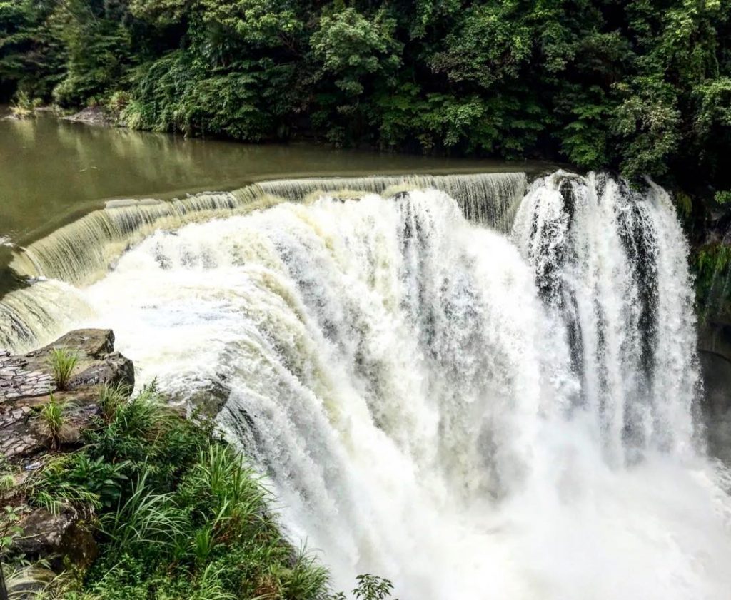 A 40m high waterfall at Shifen. Often called as the “Little Niagara of Taiwan”,&hellip;