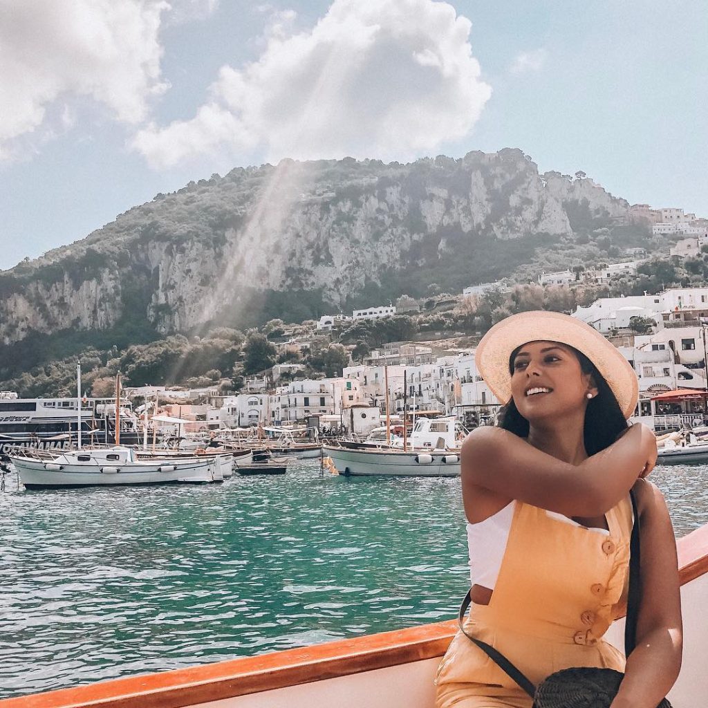 “ I have this desire to explore“ . . . . #bnesimppl #traveldeeper #tlpicks&hellip;