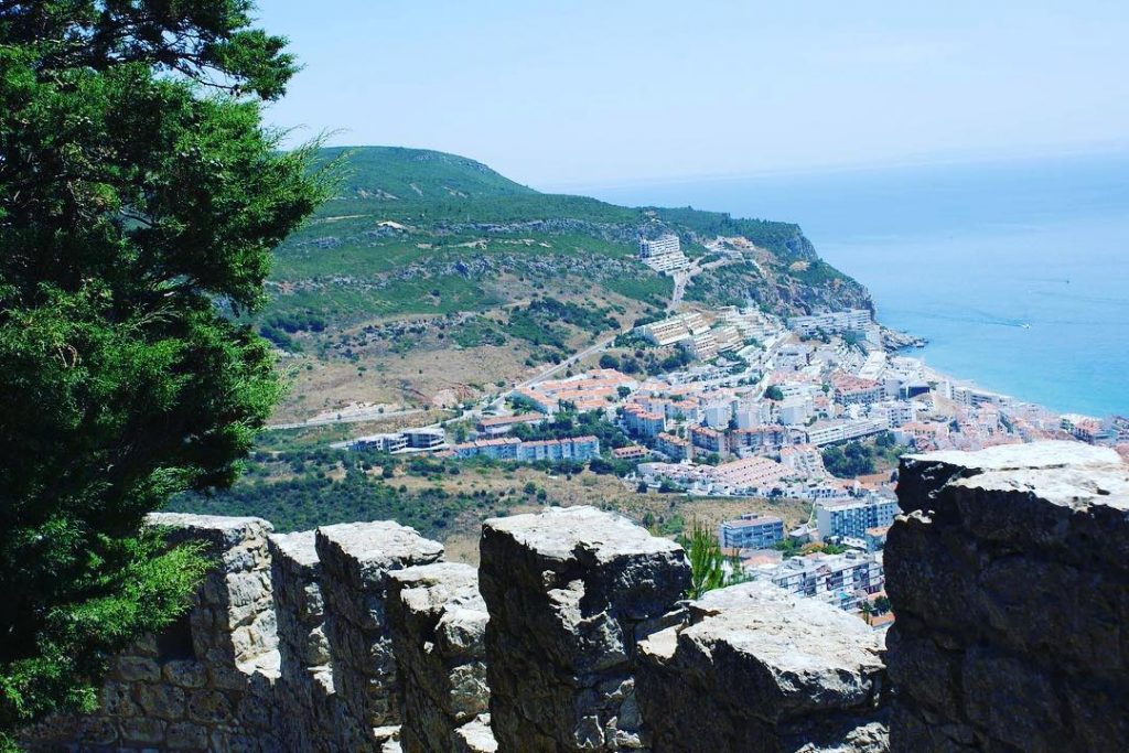 Portugal ???????? #europe #citybreak #lisboa #portugal #lisbon #scenery #travelphotography #picoftheday #bnesimppl #seaview #nature #followforfollowback&hellip;