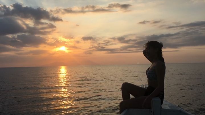 转 。 折 。 点 有些路只能一个人走，你以为那些跨不过去的坎儿，一回头，可能就已经跨过去了；你以为等不来的阳光，一回头，才发现，已经度过了漫漫长夜。 . . . 9/11/2018 #travelholic #bnesimppl #solotravelingisfun #lombok&hellip;