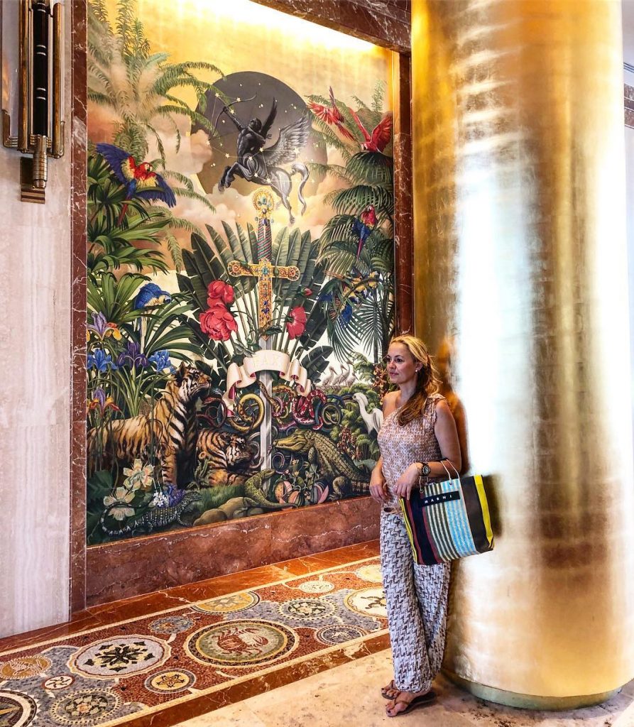 Gold and glamour at this fabulous Faena hotel @faena in Miami! ️️️️️ • •&hellip;
