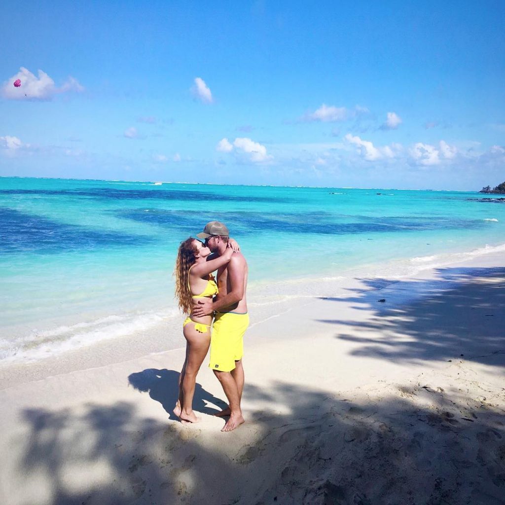 Kisses in the aqua #paradise Thankful for my man, our travels and our life&hellip;