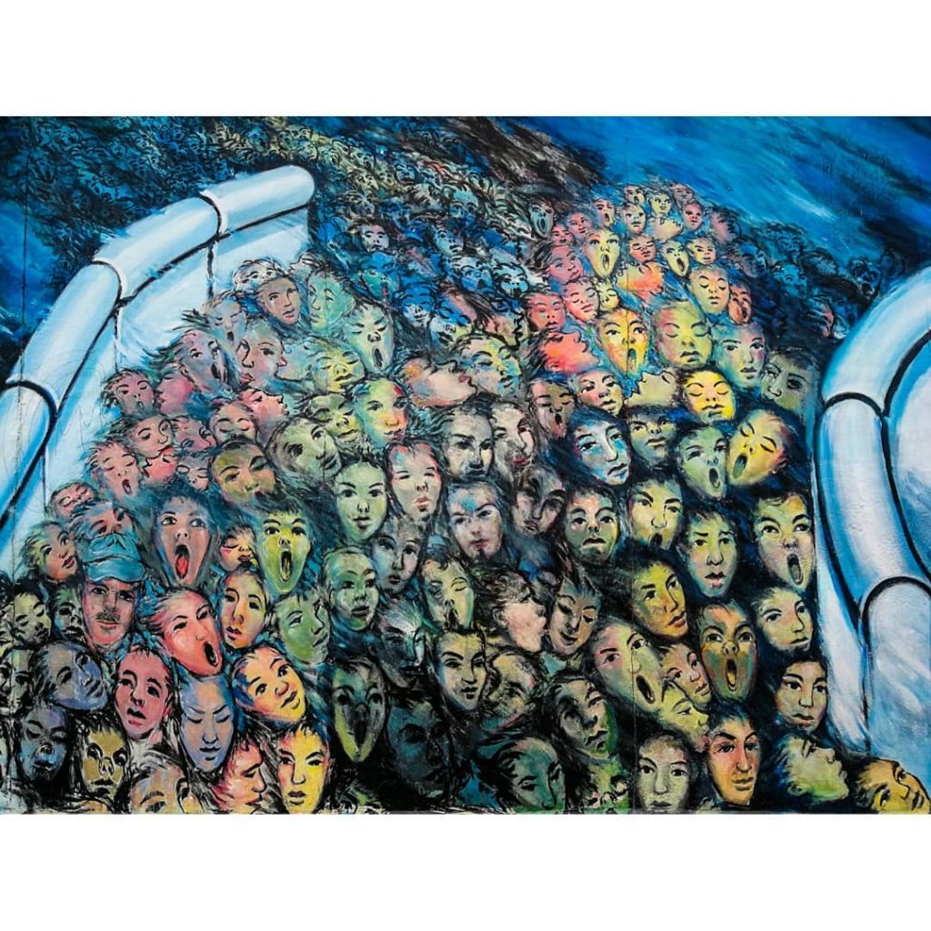 Street Art @ Eastside Gallery #berlin #berlinberlin #berlincity #berlingram @berlin #eastsidegallery #eastsidegalleryberlin #streetart #grafitti&hellip;