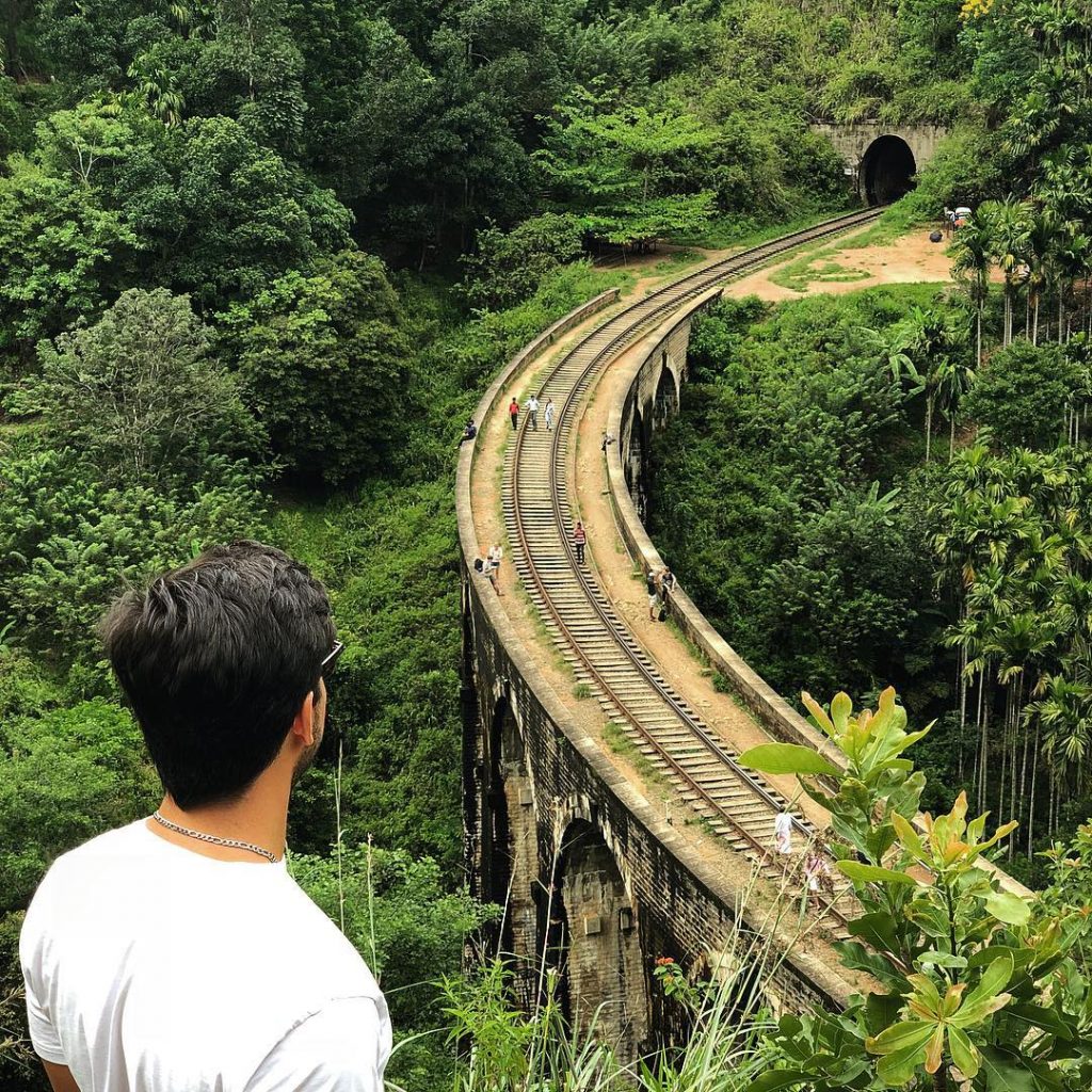 . . . . . . #srilanka #ella #town #ninearchbridge #bridge #green #view&hellip;
