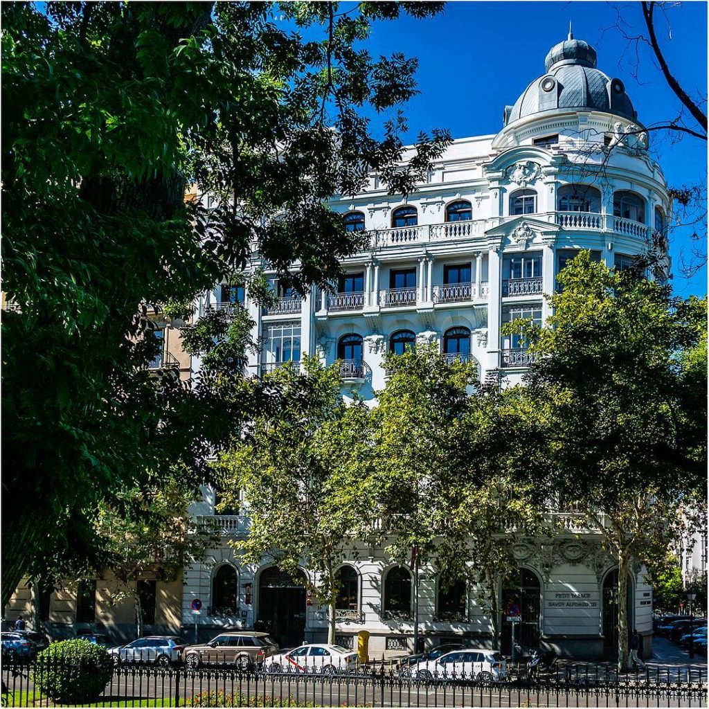 The architecture of Madrid is awesome! #madridspain #visitmadrid #lovemadrid #ilovemadrid #madridcityworld #madridseduce #topmadridphoto #ok_madrid&hellip;