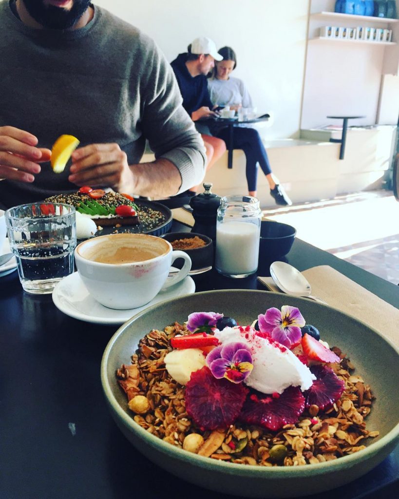 Crazy lemon inspiration day. We were missing the Australian breakfast! ???? ️ The coffee…