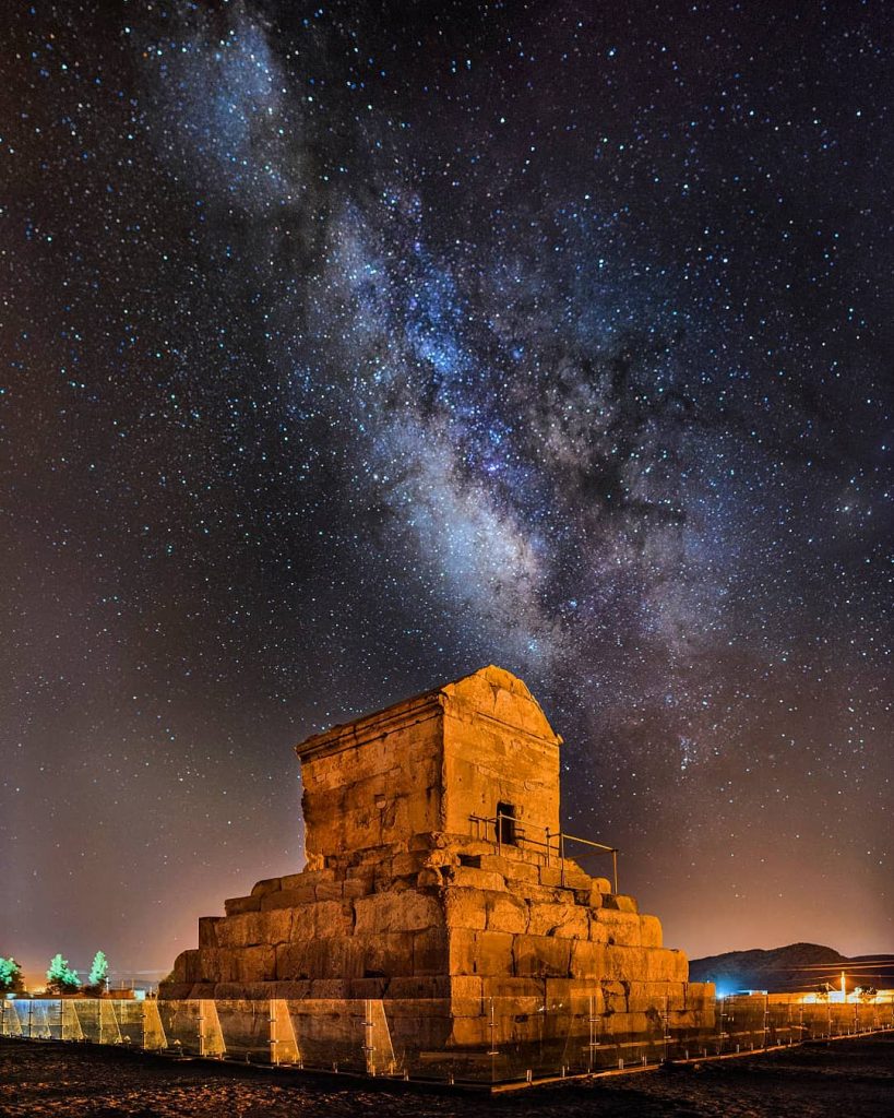 Iran_Shiraz,Perspolise/Takhte Jamshid,Pasargad,Cyrus/Koroush the Great TombKing of kingsKing of all the worldKind Father of IRAN…