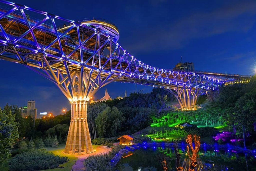 Iran_Tehran,Nature Bridge(پل طبیعت تهران)Maker this is Araqi,She is designrr and maker this nature wonderful&hellip;