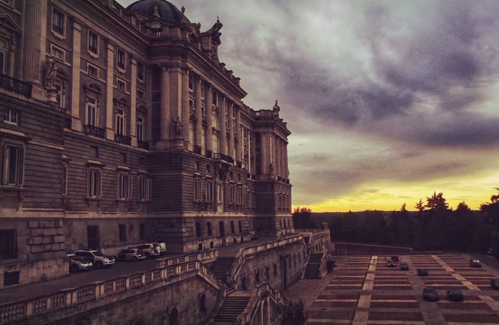 #royalpalacemadrid #madridpalace #royal #palace #madriddiaries #madrid #spaindiaries #spain #travelingram #wanderlust #solotraveler #traveldiaries #thecultpost #travelpad&hellip;