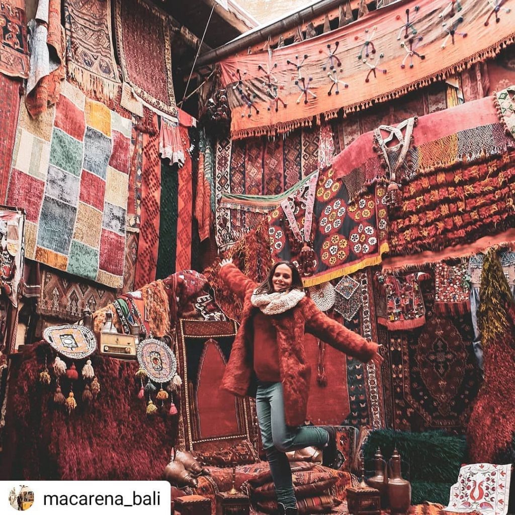 Cappadocia #Repost @macarena_bali • • • • • Seguimos sin ver globos por el&hellip;