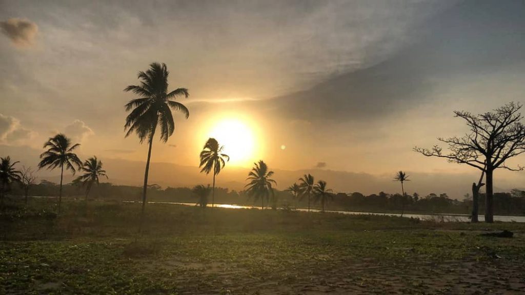 Sorprendente atardecer Ph. Kamile Valencia . #travelphotography #adventure #instatravel #vacation #travelgram #wanderlust #trip #nature&hellip;