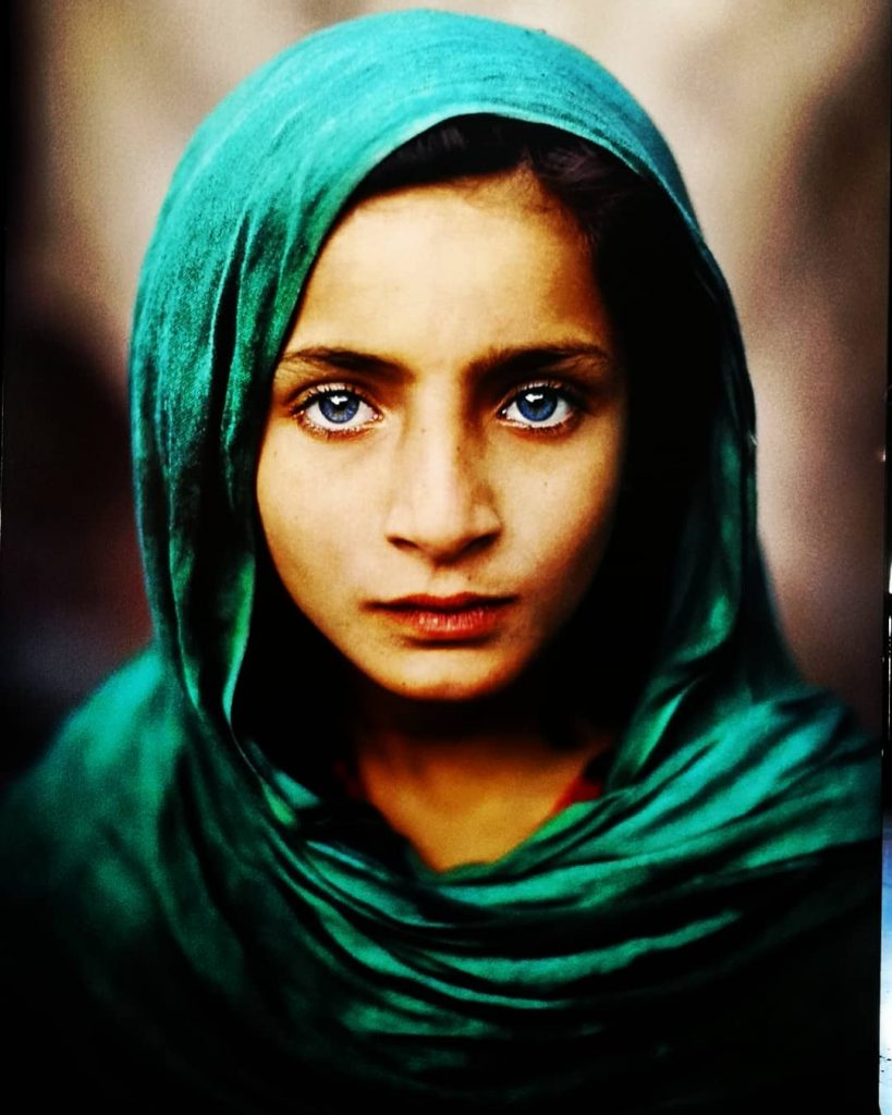 Mostra Steve McCurry. #bologna #portrait #portraitphotography #portrait_perfection #portrait_vision #portraits #jj_allportraits #sheisnotlost #ig_portraits #igersbologna #igers_bologna&hellip;