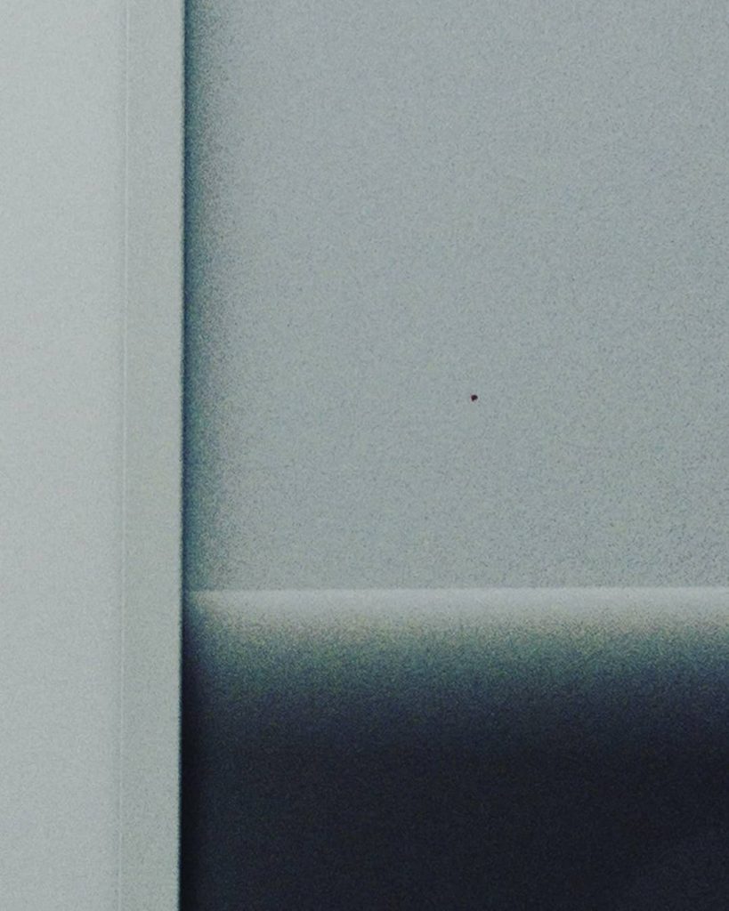 #minimal #9minimal7 #minimalphotography #minimalism #minimalart #details #ig_minimalshots #ig_minimal #minimal_ig #rsa_minimal #tv_minimal #details #minimalistgrammer #dettagli&hellip;