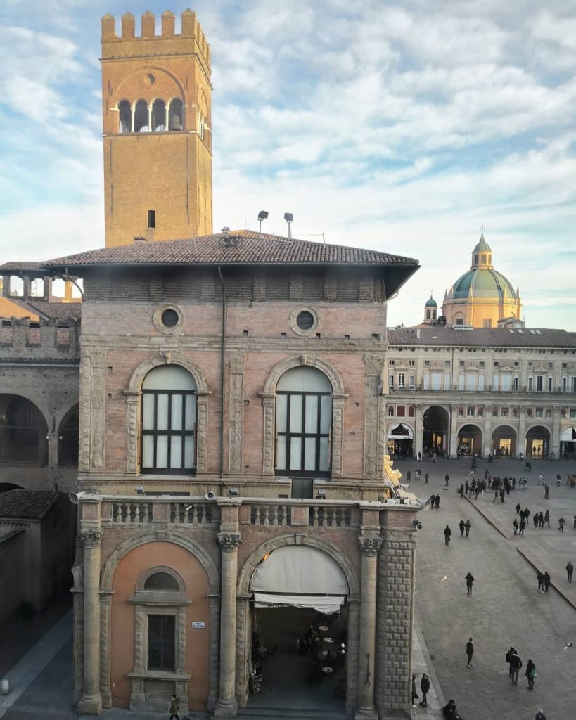 #bologna #bologna_city #bolognainside #succedesoloabologna #bolognawelcome #welcometobologna #volgobologna #bellabologna #igersbologna #igers_bologna #ig_bologna #vivibologna #lamiabologna #mybologna&hellip;