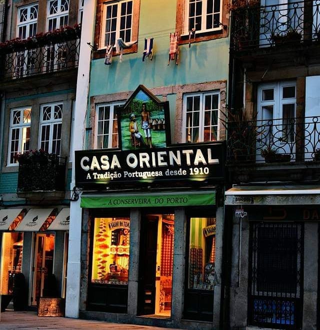 #porto #oporto #portugal #superporto #visitporto #portogallo #igersporto #ig_portugal #wanderlust #wanderlusting #travelholic #travel #travelphotography #travelblogger…