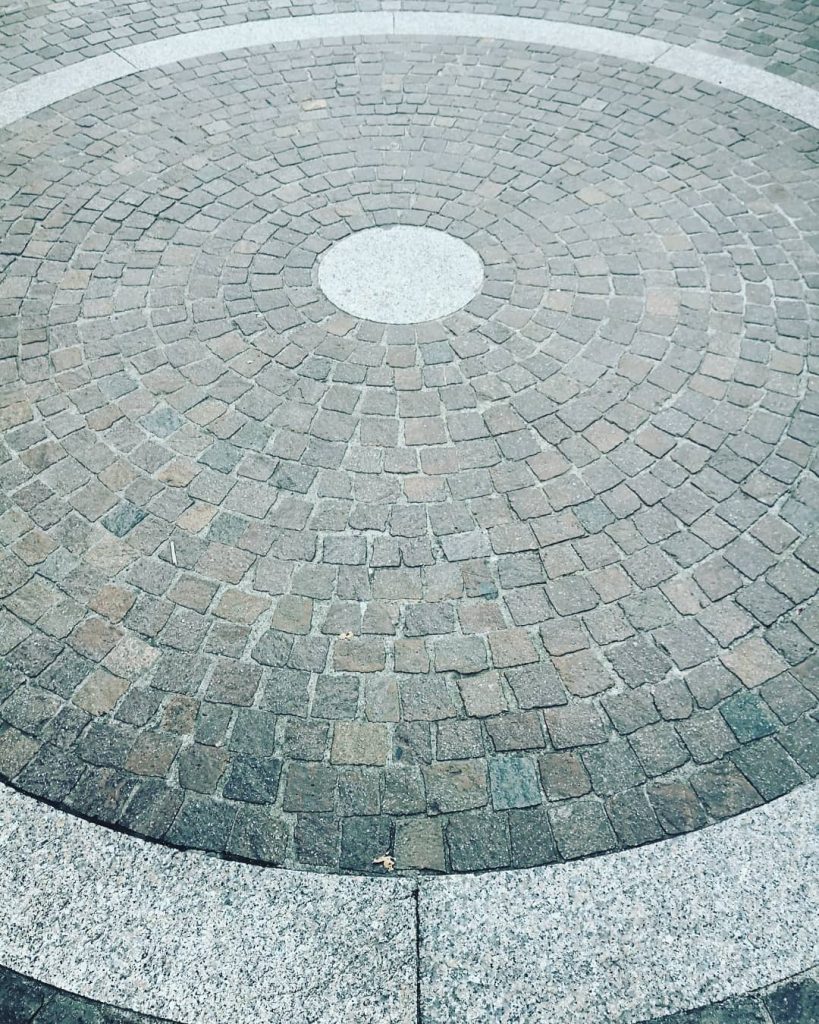 #minimal #9minimal7 #minimalphotography #minimalism #minimalart #details #ig_minimalshots #ig_minimal #minimal_ig #rsa_minimal #tv_minimal #details #minimalistgrammer #dettagli&hellip;