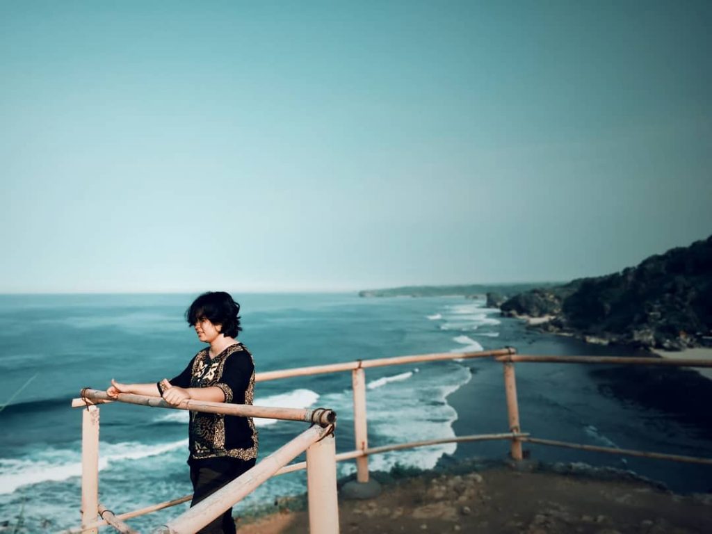 —————×∆×————— #travel #traveller #traveling #photooftheday #travelinglady #letsgoeverywhere #backpacker #backpackers #travelgirl #traveladdict #girlswhotravel #darlingescapes #lovetotravel&hellip;