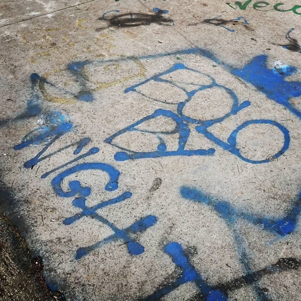 #scrittesuimuri #graffiti #street_art #jj_urbanart #jj_urbex_ #graffitiart #ig_streetart # #streetart #rsa_streetart #ig_graffiti #graffit #graffiti_art #street_art&hellip;