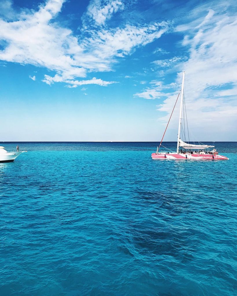 Extremely blue picture