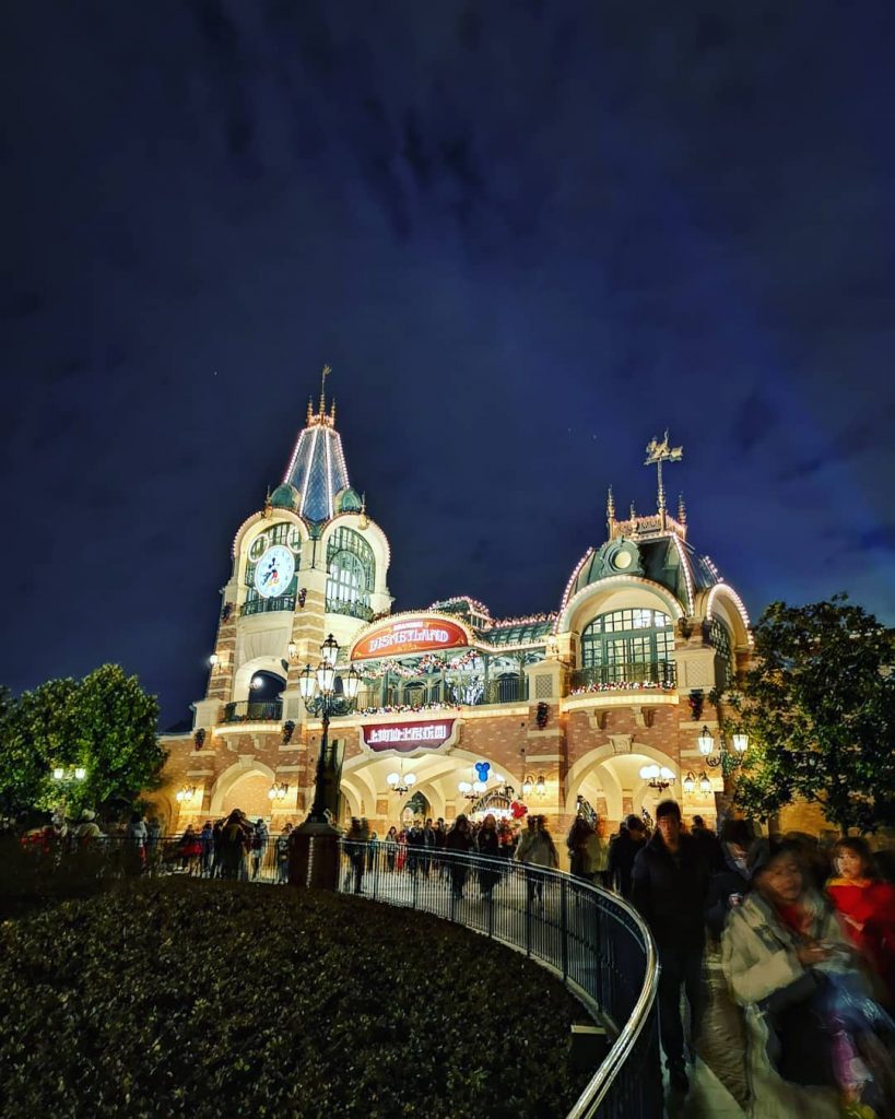 Place full of joy and light . . . #travels #traveldiary #igtravels #journey #instatravel&hellip;