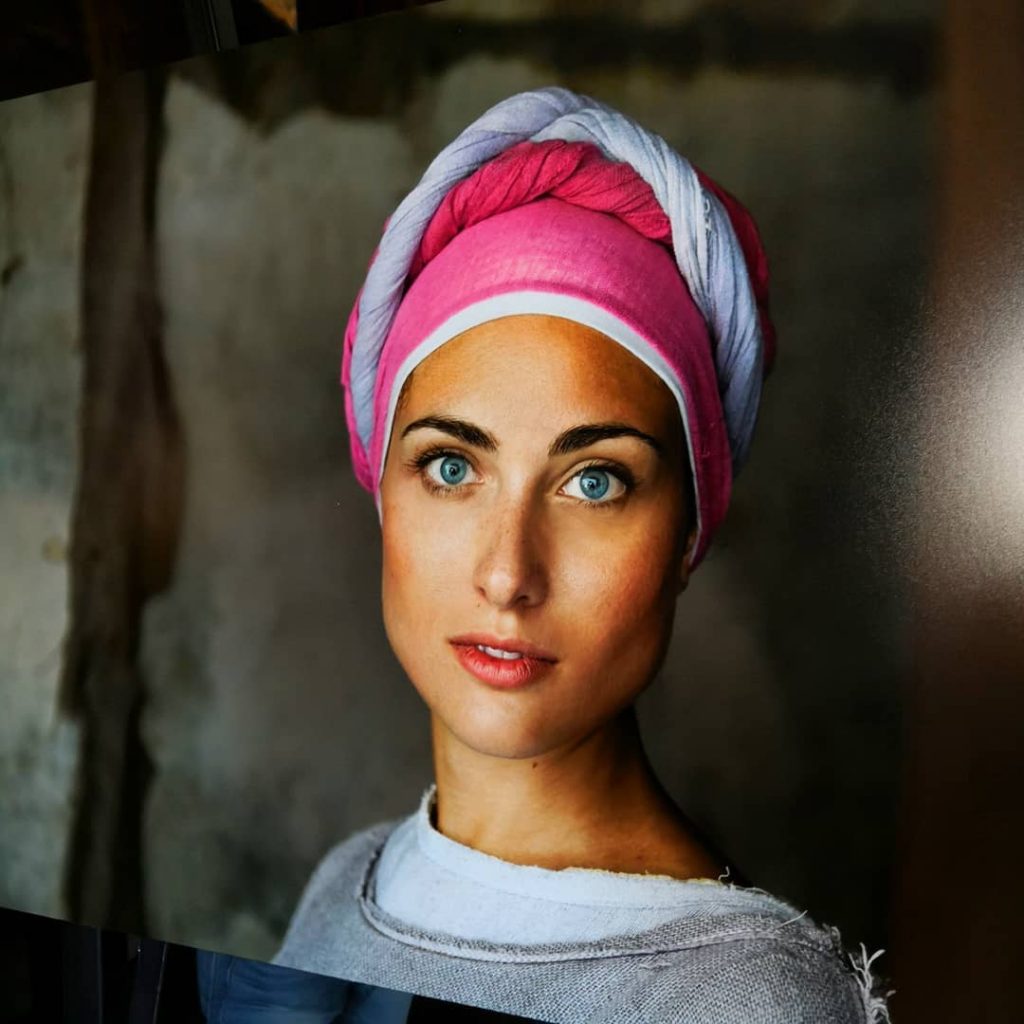 Mostra Steve McCurry. #bologna #portrait #portraitphotography #portrait_perfection #portrait_vision #portraits #jj_allportraits #sheisnotlost #ig_portraits #igersbologna #igers_bologna&hellip;
