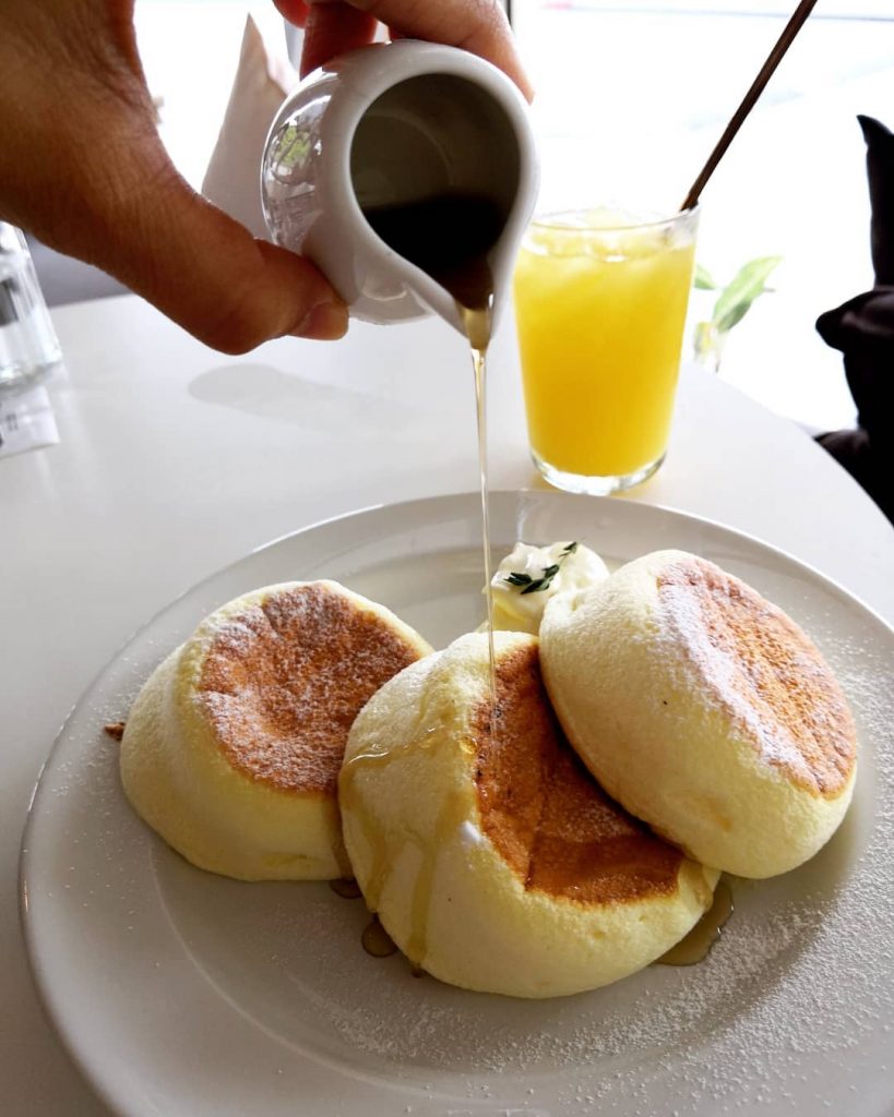 5star food serving 5star surrounding environment AND AND AND 1star cost charges #ebonylifestyle