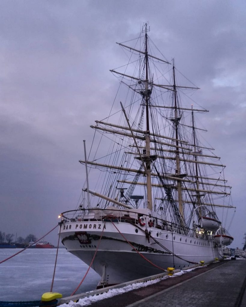 #happiness #goodvibes #love #darpomorza #winter #photography #lovethisplace #love_photography #lovepoland #Gdynia #Poland #bnesimppl