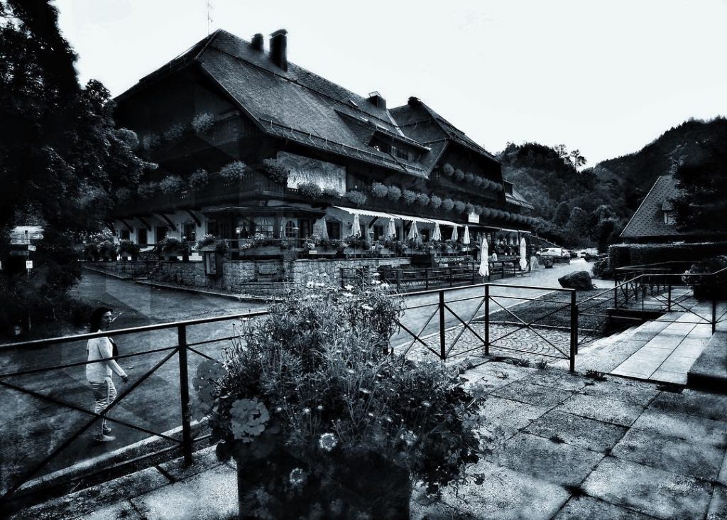 #fotoartistiche #bnesimppl #fotartplgz #pierluigizag Edited with: @carbonblackandwhite _ #travel #traveling #vacation #visiting #instatravel #instago…