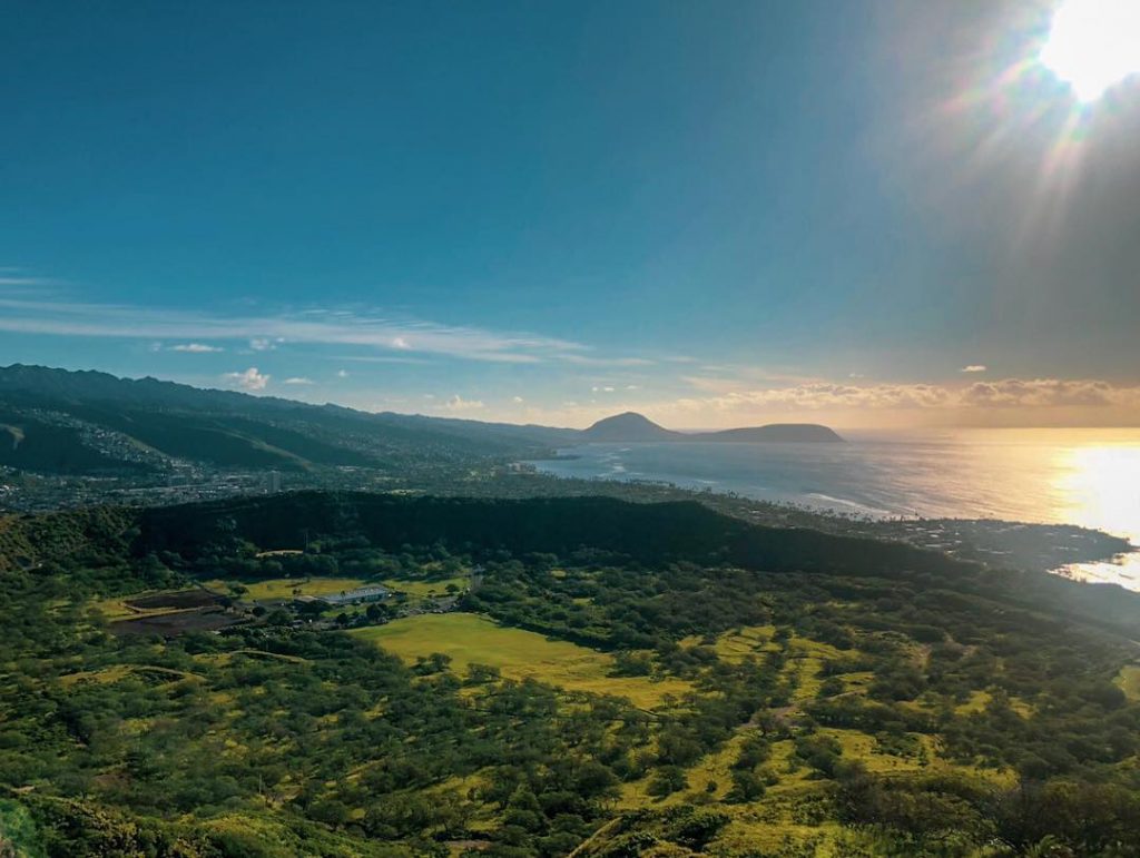 We love hiking, so our honeymoon was no different! Not only does Diamond Head&hellip;