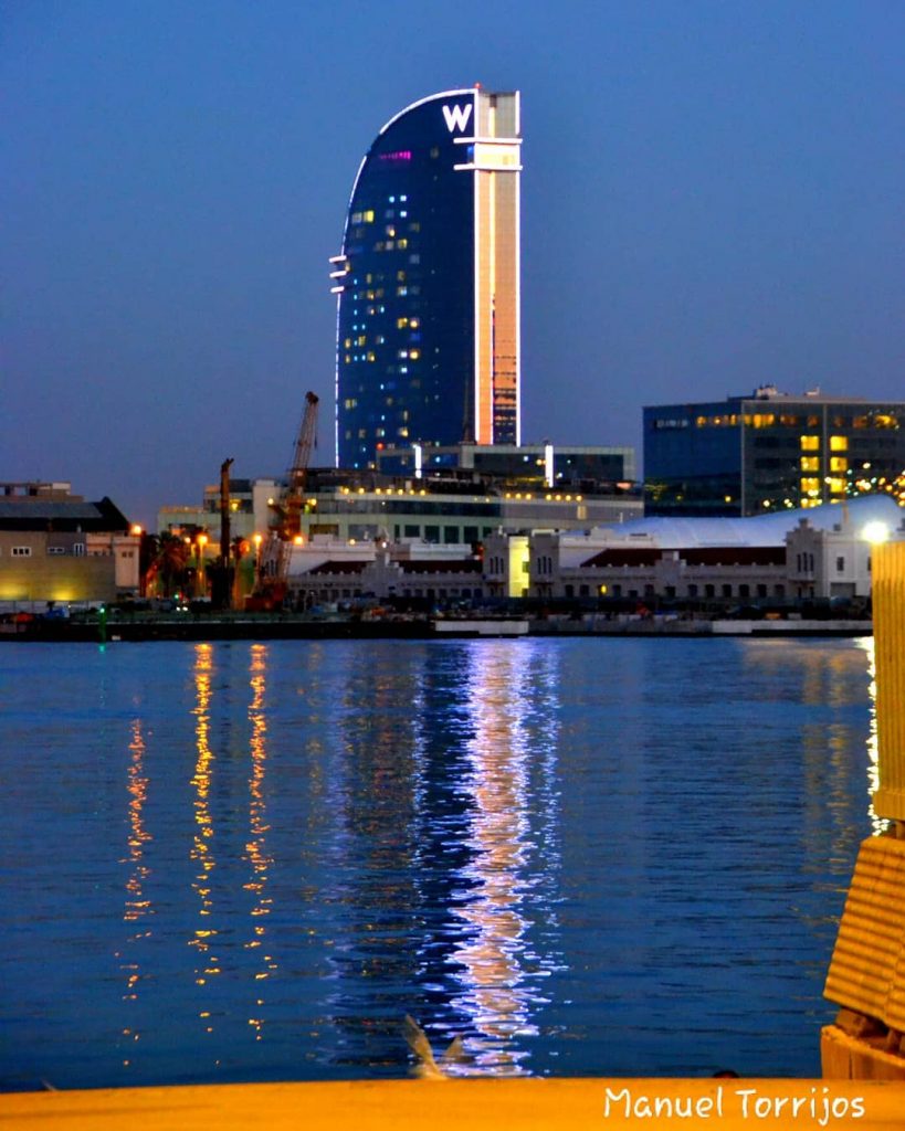 #barcelonafoto #bcn #fotourbana #city_barcelona #barcelonacity #barcelona #visitbarcelona #amobarcelona #barcelonamola #barcelonaphotographer #barcelonaphoto #barcelonagram #instagramphoto #instagramphotos&hellip;