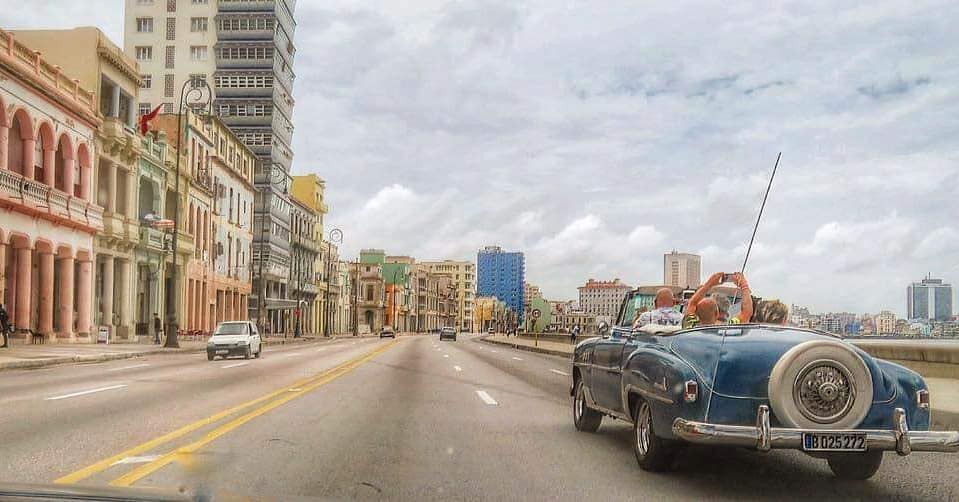 #cuba #cubano #cuban #havana #havanas #havanatwists #habanavieja #habana #habanavieja #cubanlife #bnesimppl #beautifuldestinations #travelphoto #travelstoke…