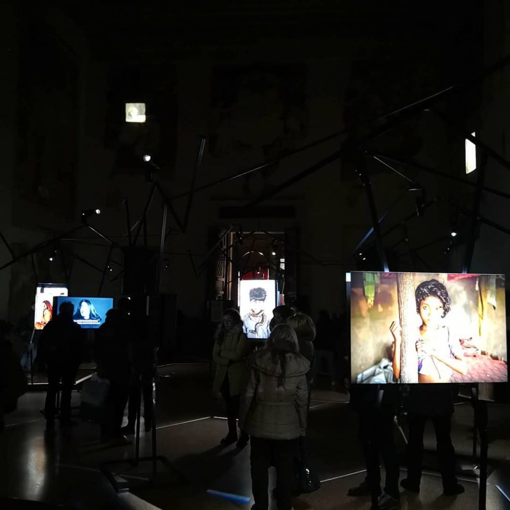 Mostra Steve McCurry. #bologna #portrait #portraitphotography #portrait_perfection #portrait_vision #portraits #jj_allportraits #sheisnotlost #ig_portraits #igersbologna #igers_bologna&hellip;