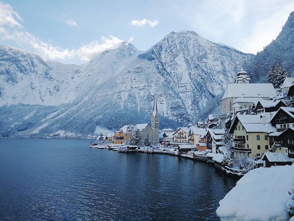 Hallstatt, Austria #hallstatt #austria #austria???????? #travel #travelworld #travelblogger #travelgram #traveltime #travelgoal #travelmore #travelwithme #travelandlife&hellip;