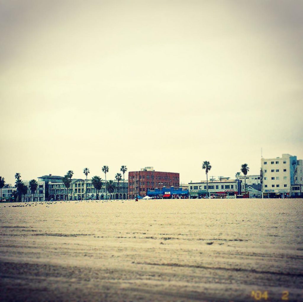 #venicebeach #losangeles #city #bnesimppl #california #twmd #wanderingcities #bestcitymoments #citiesofdreams #cityscape #venicecalifornia #explore #wanderlust #sourcedadventures&hellip;